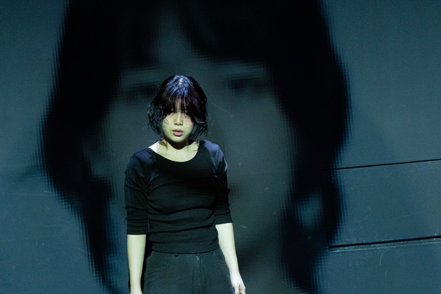 우선 저는 이곳에 약을 받으러 왔다는 사실을 밝혀둡니다